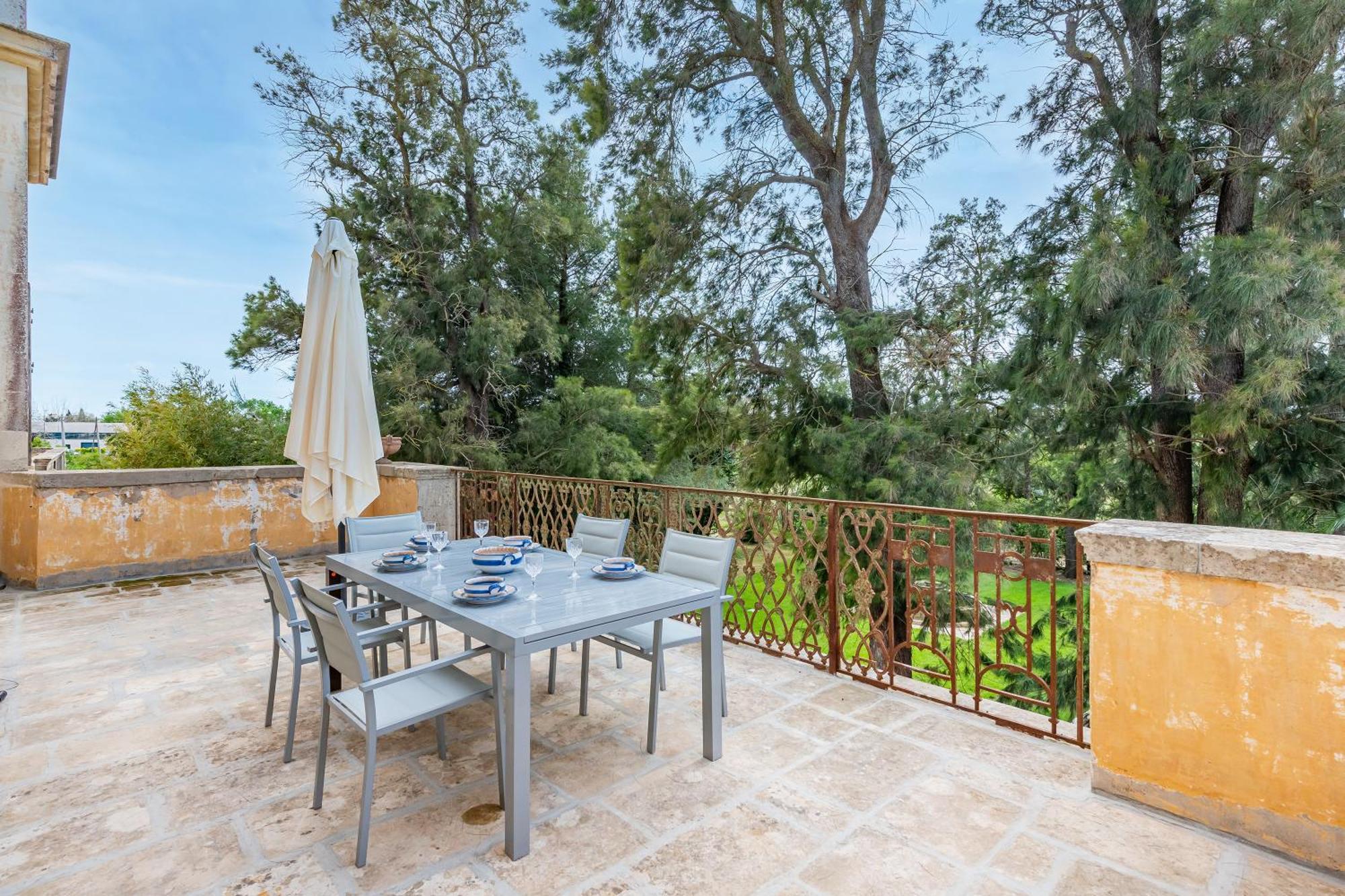 Villa Vallone Apartments กาลาตีนา ภายนอก รูปภาพ